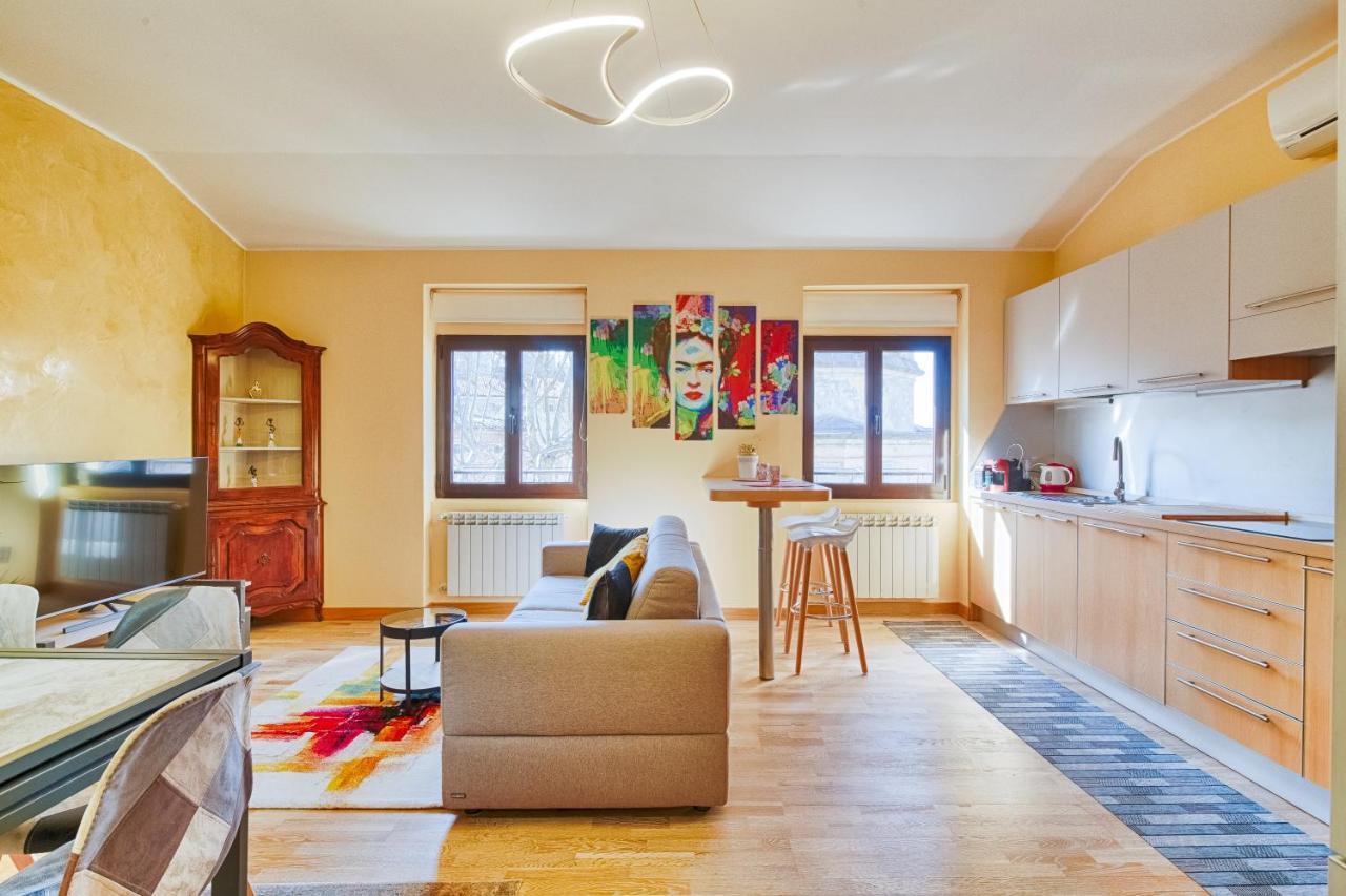 Frida Apartment Nuovo Luminoso Con Vista Aperta 트리에스테 외부 사진