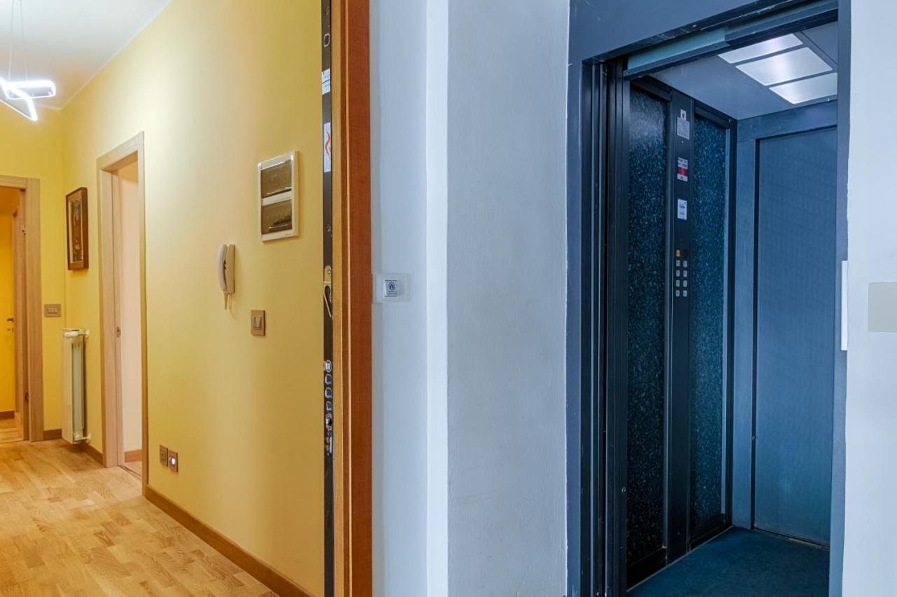 Frida Apartment Nuovo Luminoso Con Vista Aperta 트리에스테 외부 사진